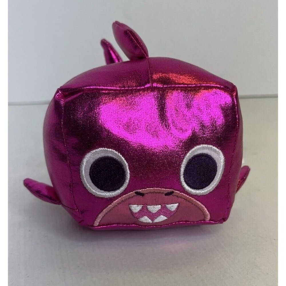 Pet Simulator X Mystery Treasure Plush Dark Matter Metallic "LOLA" - No Code